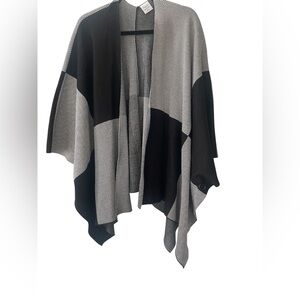 Cozy Casual Monochrome Knit Poncho